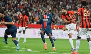 PSG mất đỉnh bảng Ligue 1